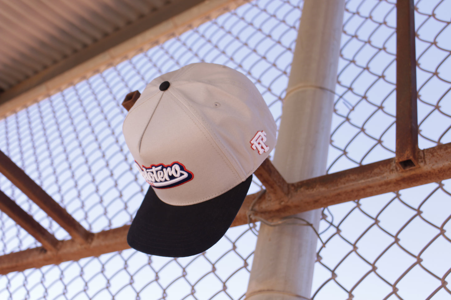 Pelotero Brand Logo- Hoy Se Juega Snapback - Grey with Black Brim